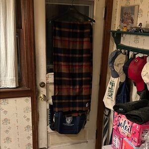 Banana Republic Plaid Wool Scarf black brown tan NWT 100% wool